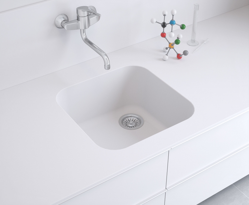 LABORATORY SINKS